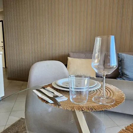 La Baia Nel Porto * Sanremo