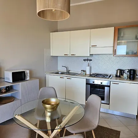 La Baia Nel Porto Apartment Sanremo