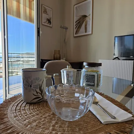 La Baia Nel Porto Sanremo